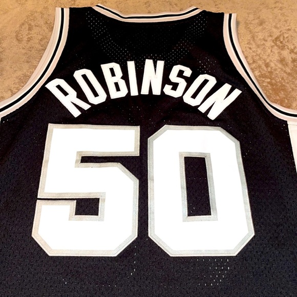 San Antonio Spurs jersey - Picture 4 of 4